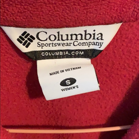 Red small Columbia jacket - Picture 2 of 2
